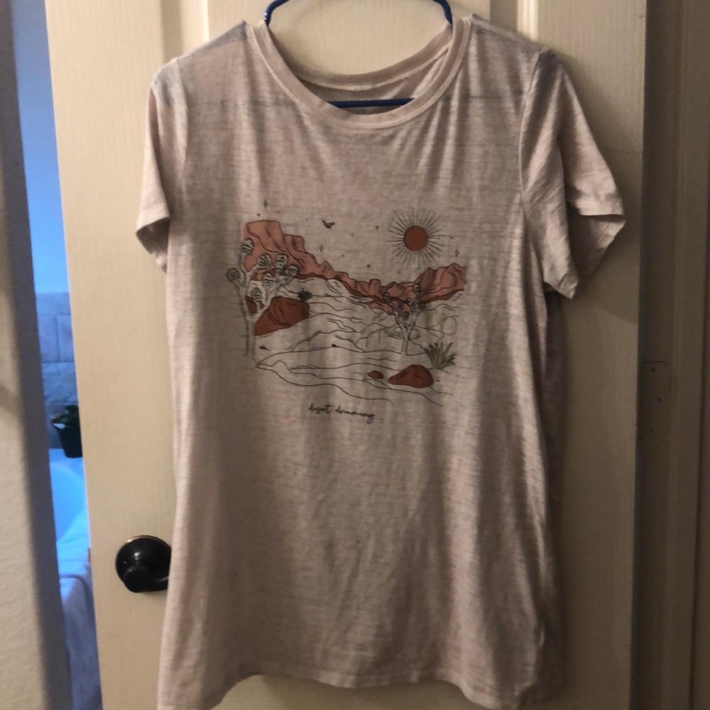 Desert dreaming tee